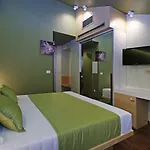 Boutique 4*