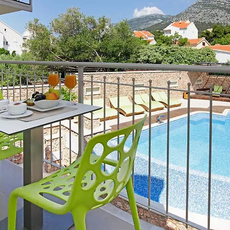 Boutique 4*