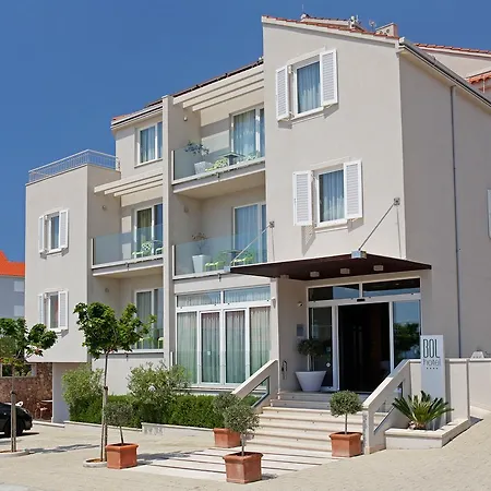Boutique 4*