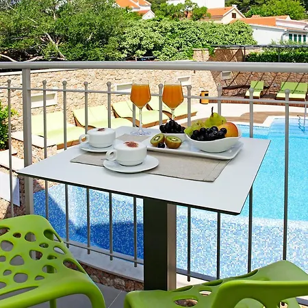 Boutique 4* Bol