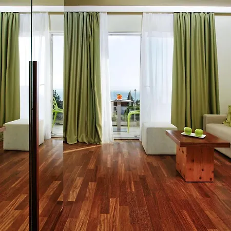 Boutique Hotel 4*
