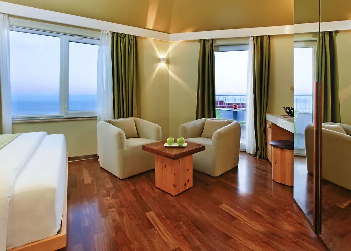 فندق Boutique 4*