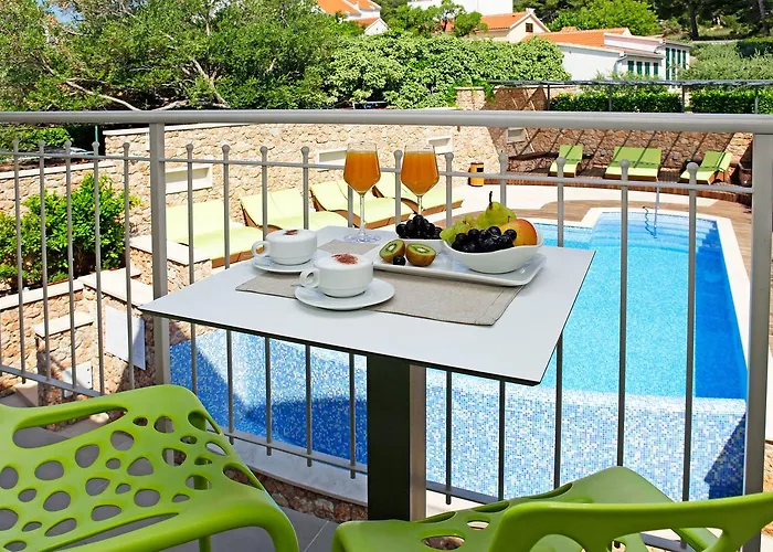 Boutique 4* بول